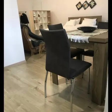 4 - Pazariiri Apartment *